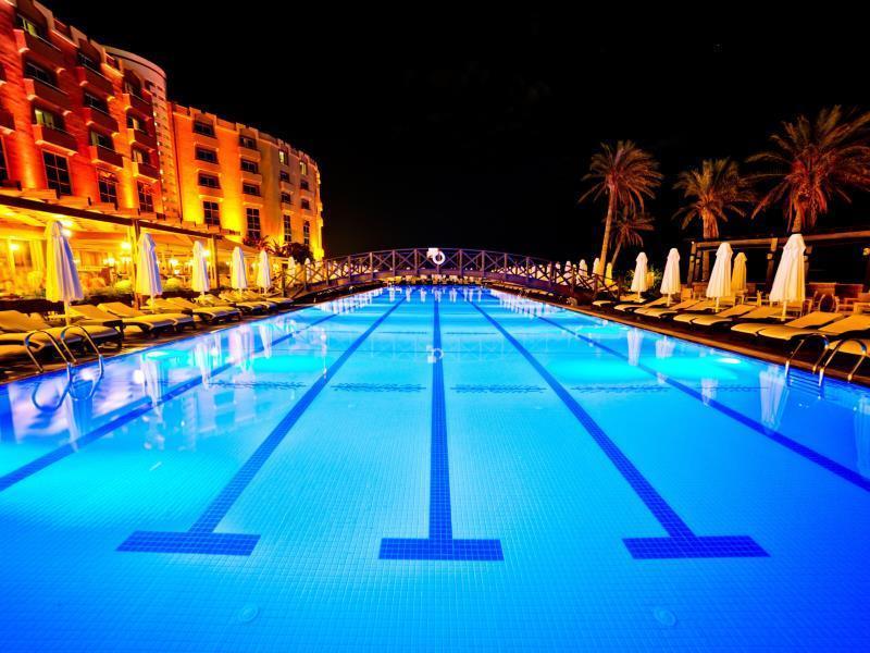 Merit Park Hotel Casino Kyrenia  Esterno foto
